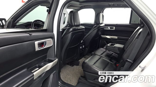 Ford Explorer (VI) 2.3 LimIted 4WD 2020 — фото 15