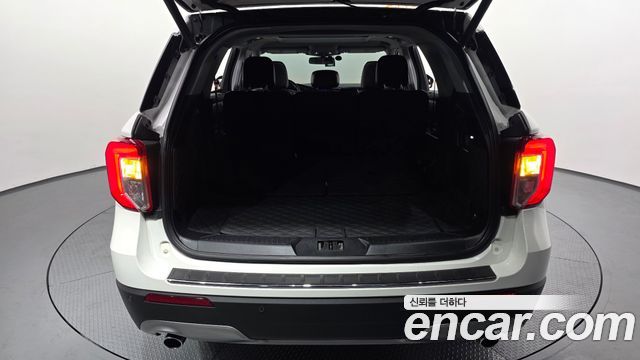 Ford Explorer (VI) 2.3 LimIted 4WD 2020 — фото 24