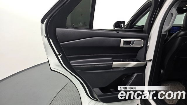 Ford Explorer (VI) 2.3 LimIted 4WD 2020 — фото 31