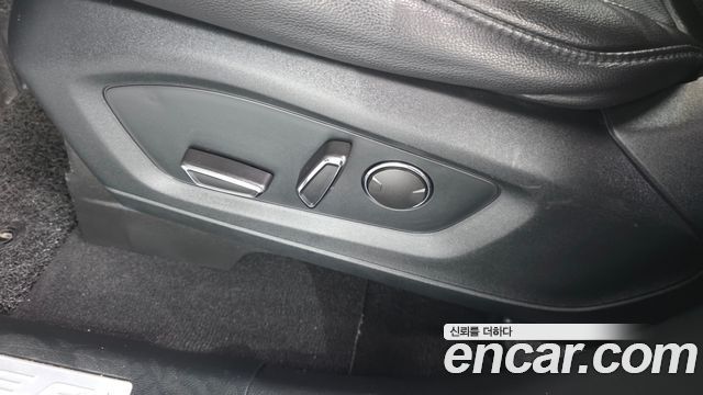 Ford Explorer (VI) 2.3 LimIted 4WD 2020 — фото 39