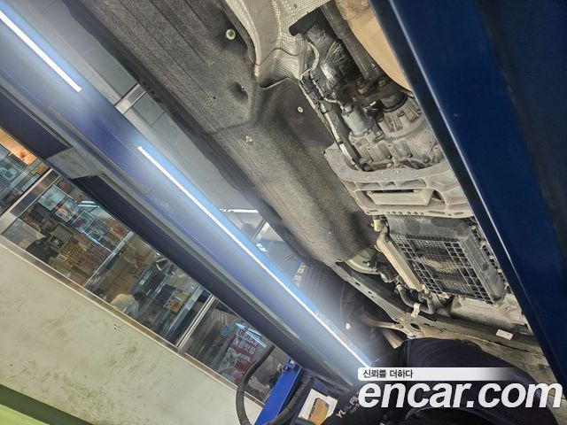 Ford Explorer (VI) 2.3 LimIted 4WD 2020 — фото 40