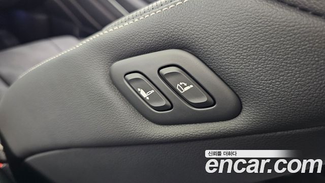 Genesis GV80 2.5T Gasoline 2WD 2023 — фото 31