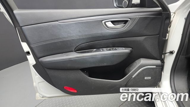 Renault Korea SM6 2.0 GDe LE 2017 — фото 24