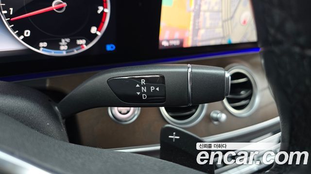 Mercedes-Benz E-Class (W213) E300 4MATIC Exclusive 2020 — фото 9