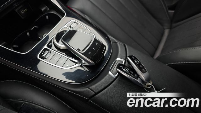 Mercedes-Benz E-Class (W213) E300 4MATIC Exclusive 2020 — фото 18