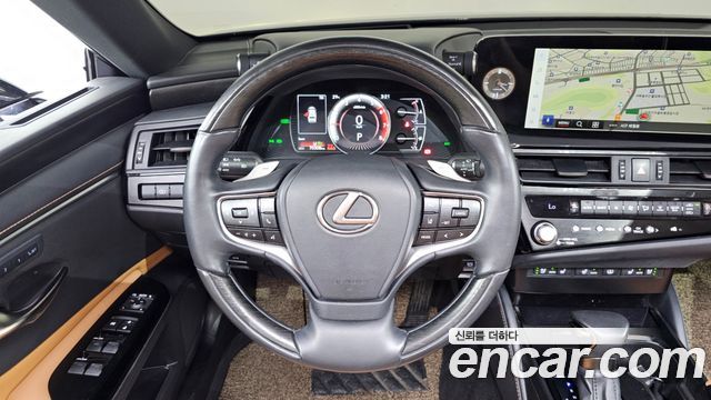 Lexus ES300h (VII) Luxury Plus 2023 — фото 13