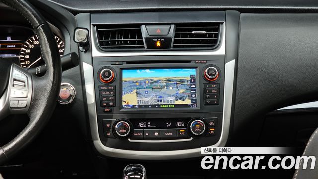 Nissan Altima 2.5 Tech L33 2017 — фото 14