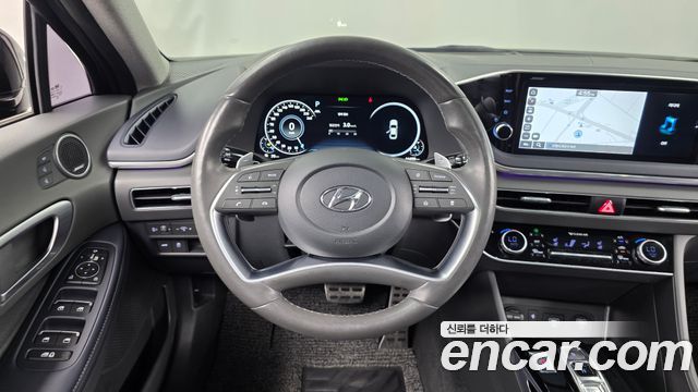 Hyundai Sonata (DN8) 2.0 Premium Plus 2022 — фото 13