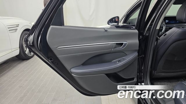 Hyundai Sonata (DN8) 2.0 Premium Plus 2022 — фото 25
