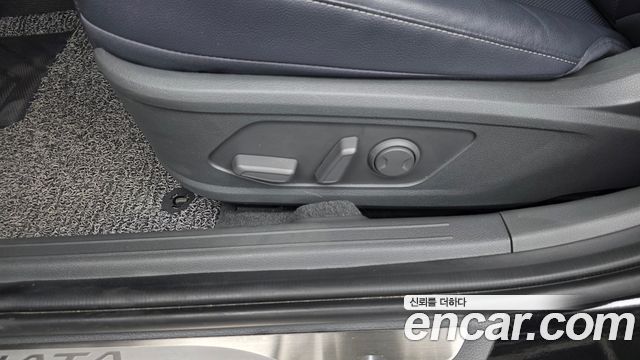 Hyundai Sonata (DN8) 2.0 Premium Plus 2022 — фото 32