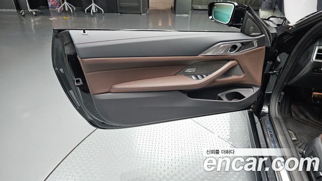 BMW 4 Series (G22) 420i M Sport Pro Convertible 2026 — фото 25