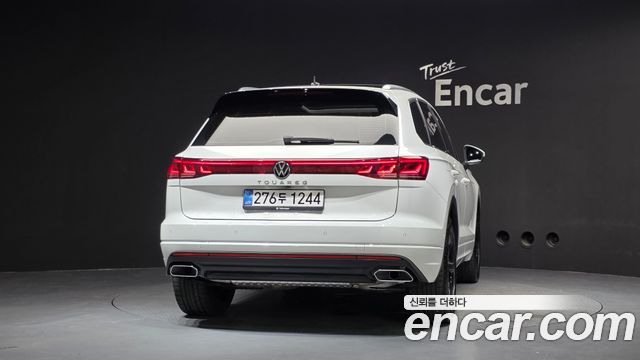 Volkswagen Touareg (III) 3.0 TDI Prestige 2025 — фото 4