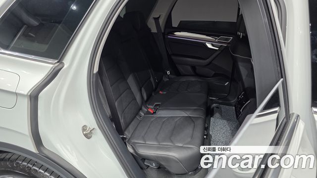 Volkswagen Touareg (III) 3.0 TDI Prestige 2025 — фото 26