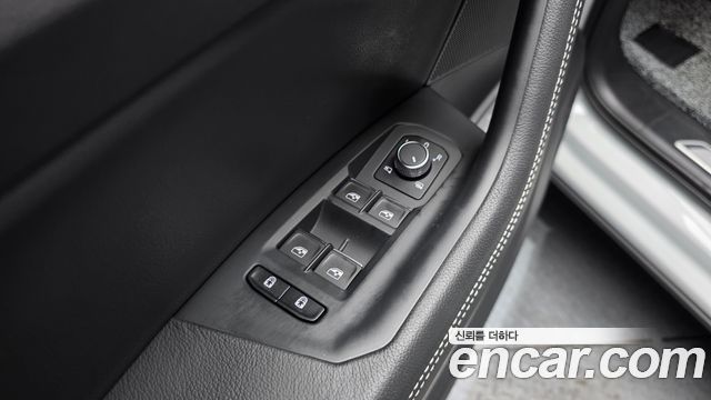 Volkswagen Touareg (III) 3.0 TDI Prestige 2025 — фото 29