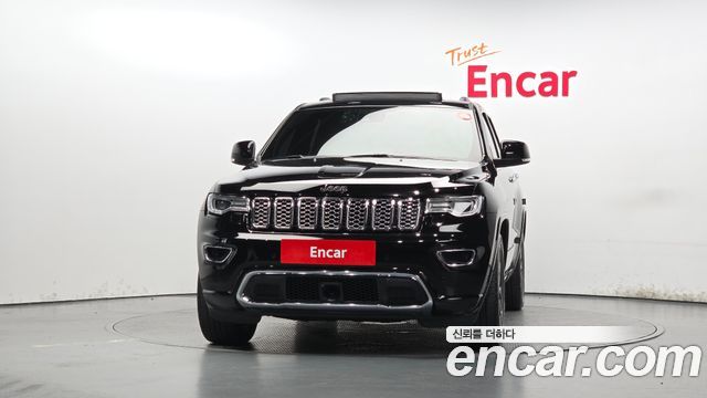 Jeep Grand Cherokee 3.0 Diesel Overland WK2 2017 — фото 3