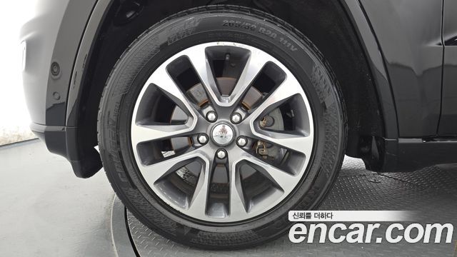 Jeep Grand Cherokee 3.0 Diesel Overland WK2 2017 — фото 5