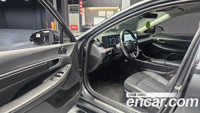 Hyundai Sonata The Edge (DN8) 2.0 Exclusive 2024 — фото 10