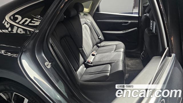 Hyundai Sonata The Edge (DN8) 2.0 Exclusive 2024 — фото 15