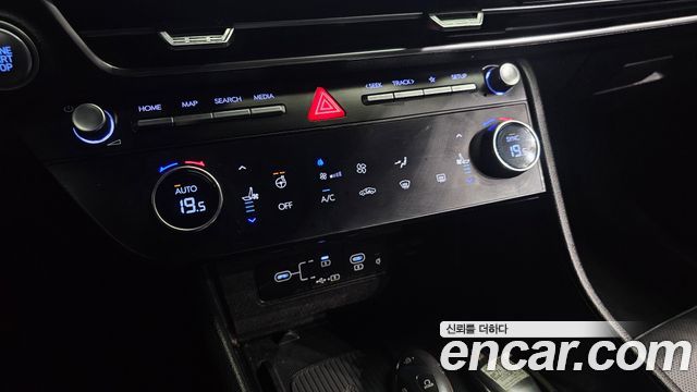 Hyundai Sonata The Edge (DN8) 2.0 Exclusive 2024 — фото 23