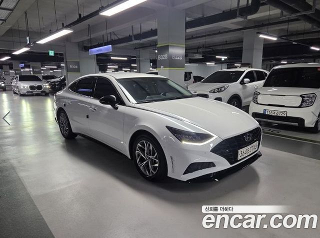 Hyundai Sonata (DN8) 2.0 Premium Plus