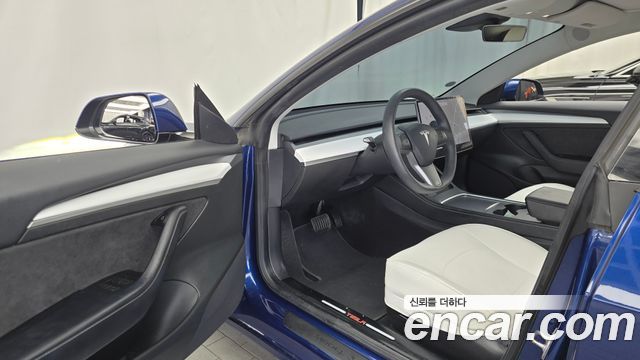 Tesla Model 3 Long Range AWD 2022 — фото 10