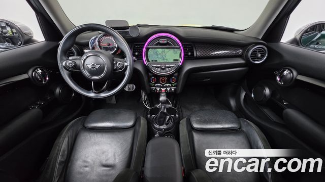 MINI Cooper S 5Door Standard 3rd 2015 — фото 7