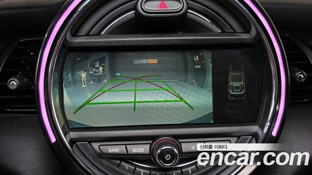 MINI Cooper S 5Door Standard 3rd 2015 — фото 15