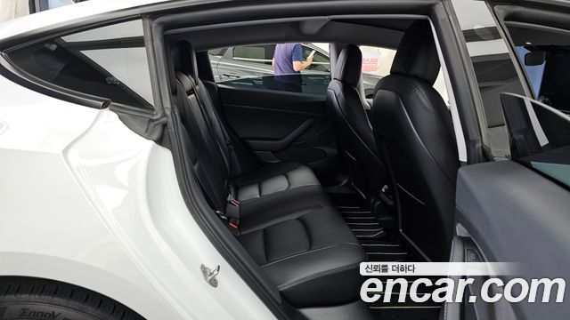 Tesla Model 3 Long Range AWD 2021 — фото 12