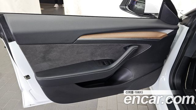 Tesla Model 3 Long Range AWD 2021 — фото 24