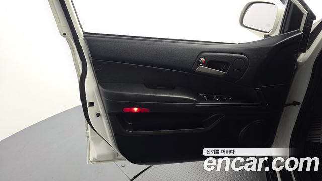 KG Mobility (SsangYong) Korando Sport 2.2 CX5 2WD PASSION 2017 — фото 24