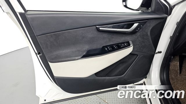 Kia EV6 Long Range GT Line 2023 — фото 30