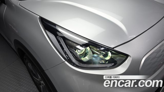 Kia Niro Plus Air 2023 — фото 22