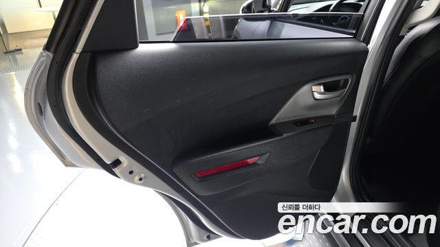 Kia Niro Plus Air 2023 — фото 25