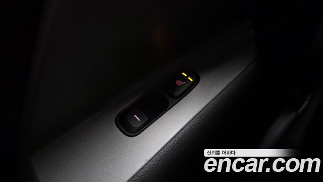 Kia Niro Plus Air 2023 — фото 27