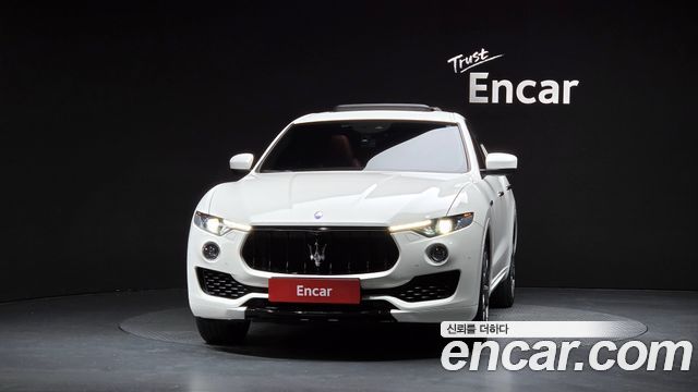 Maserati Levante 3.0 Diesel AWD Sport 2017 — фото 3