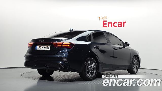 Kia K3 (II) 1.6 Prestige 2023 — фото 2