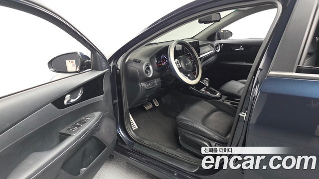 Kia K3 (II) 1.6 Prestige 2023 — фото 10