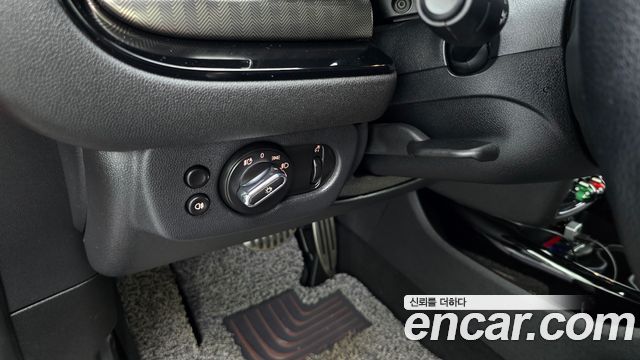 MINI Cooper S Clubman JCW 2nd Gen 2018 — фото 19