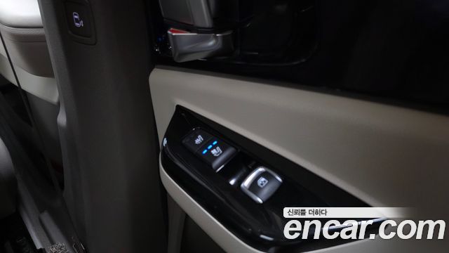Kia Carnival (IV) Gasoline 7-Seater Hi-Limousine Signature 2023 — фото 19