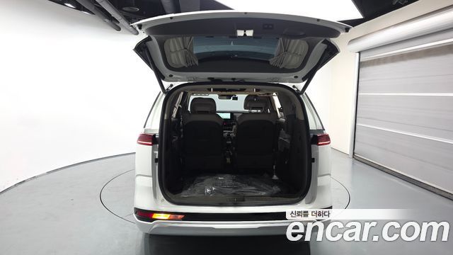 Kia Carnival (IV) Gasoline 7-Seater Hi-Limousine Signature 2023 — фото 20