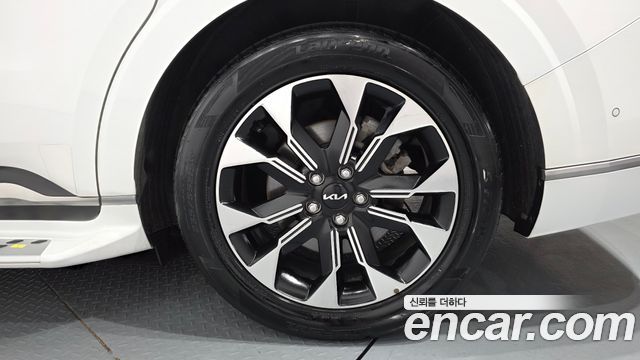 Kia Carnival (IV) Gasoline 7-Seater Hi-Limousine Signature 2023 — фото 21