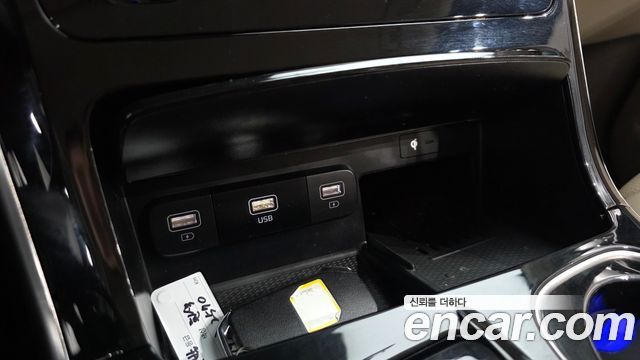 Kia Carnival (IV) Gasoline 7-Seater Hi-Limousine Signature 2023 — фото 26