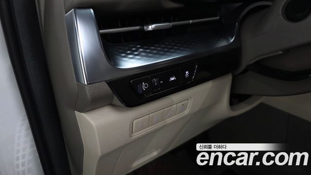 Kia Carnival (IV) Gasoline 7-Seater Hi-Limousine Signature 2023 — фото 45