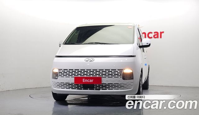 Hyundai Staria Cargo 3-Seater Modern 2024 — фото 3