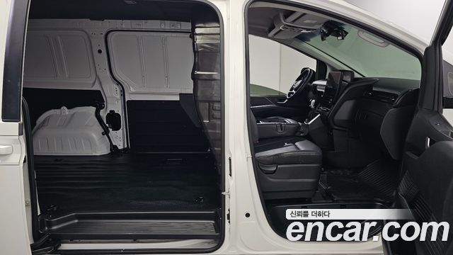 Hyundai Staria Cargo 3-Seater Modern 2024 — фото 11