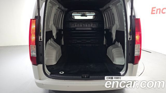 Hyundai Staria Cargo 3-Seater Modern 2024 — фото 20