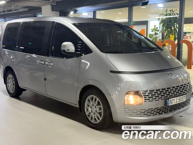 Hyundai Staria Cargo 3-Seater Modern 2022 — фото 2