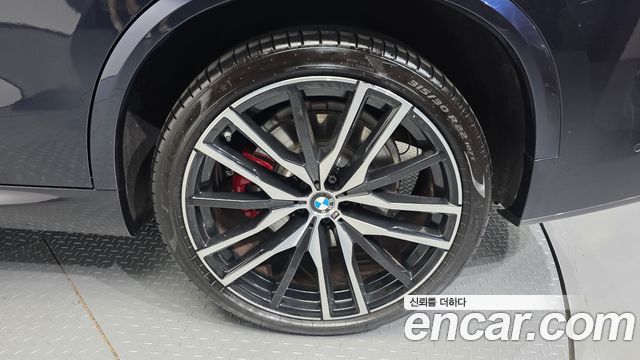 BMW X5 (G05) M50i 2022 — фото 5