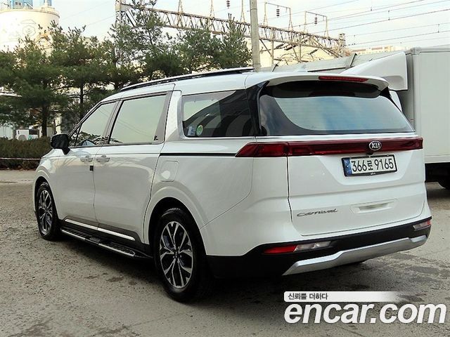 Kia Carnival (IV) Diesel 9-Seater Signature 2021 — фото 3