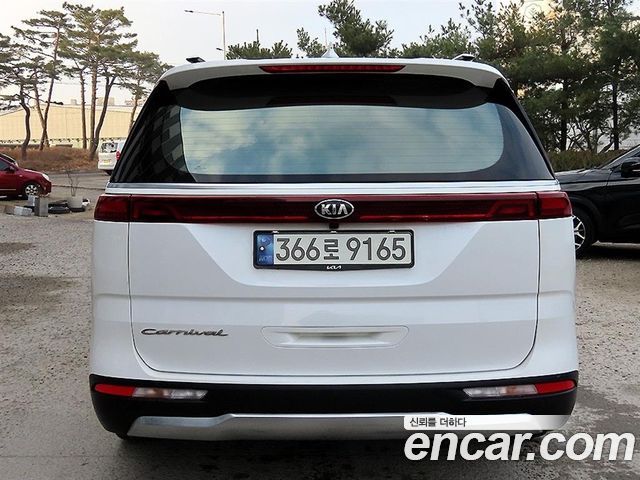 Kia Carnival (IV) Diesel 9-Seater Signature 2021 — фото 4